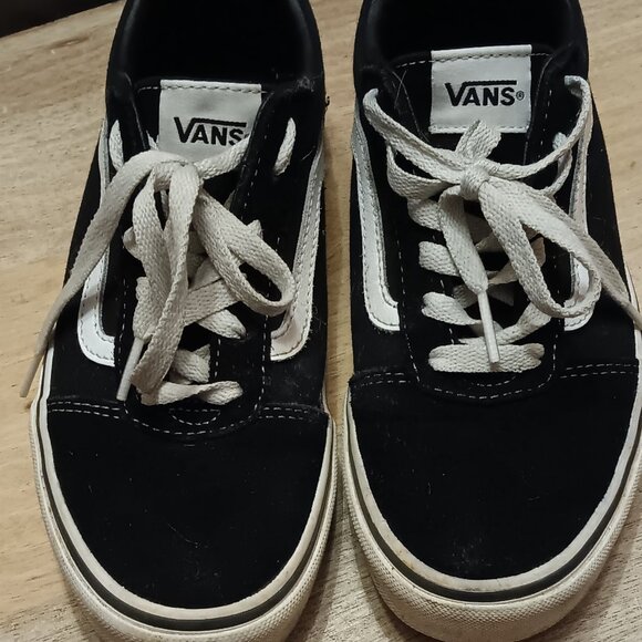 Vans Old Skool Sneaker - Picture 1 of 3